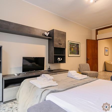 Piccinni Guesthouse By Apulia Accommodation Bari Eksteriør bilde